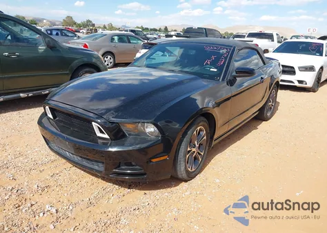 2014 Ford Mustang V6 Premium from USA, damaged, VIN 1ZVBP8EM7E5205725